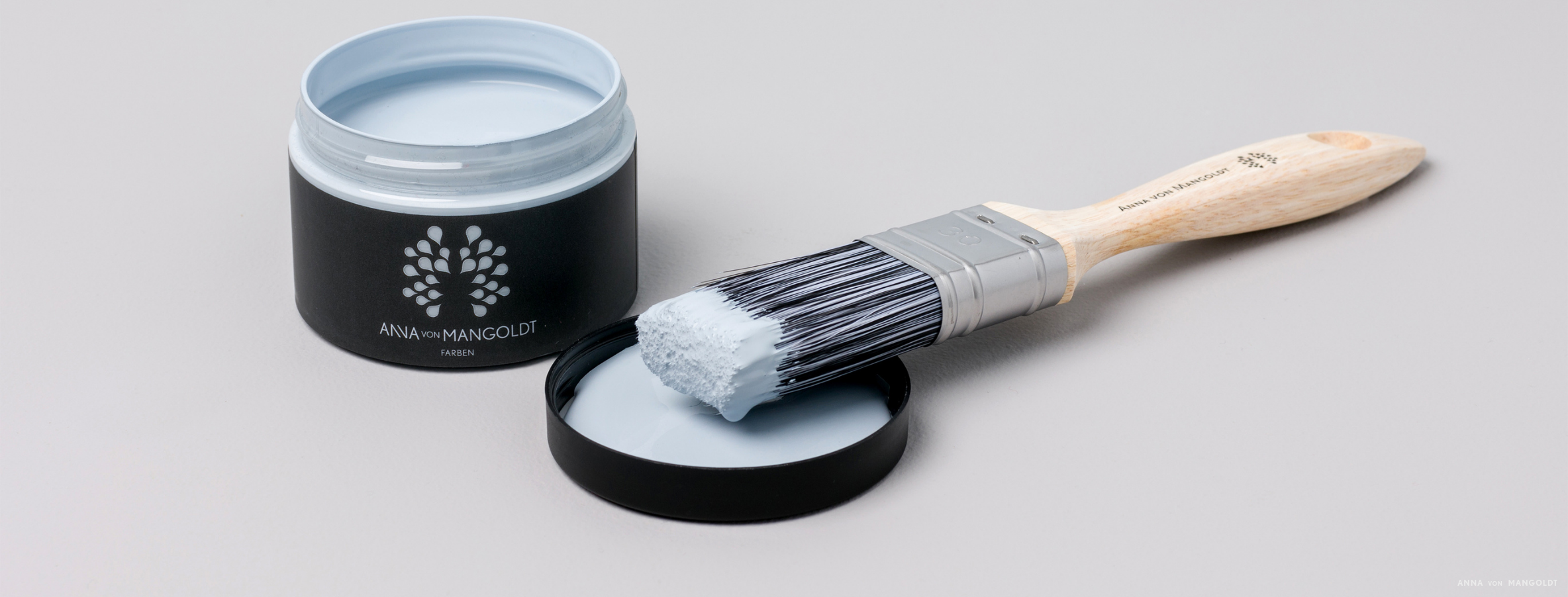 Farbe und Pinsel in Tante Sitta 566