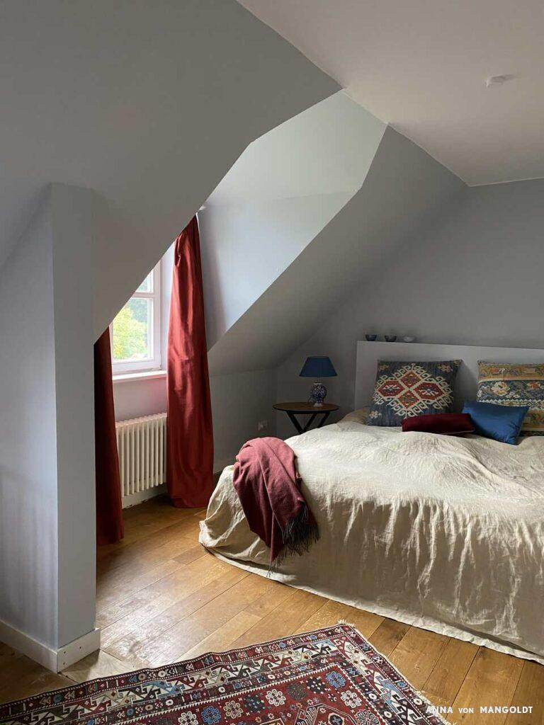 Schlafzimmer im ganz hellen Blau-Grau Adrienne 270