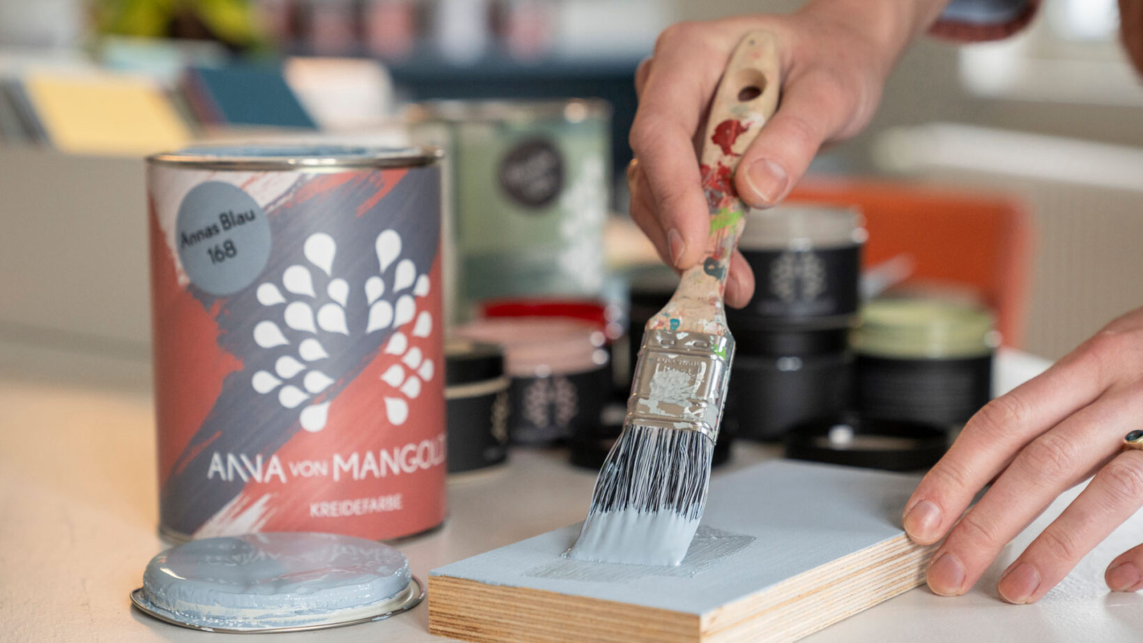 Kreidefarbe einfach streichen