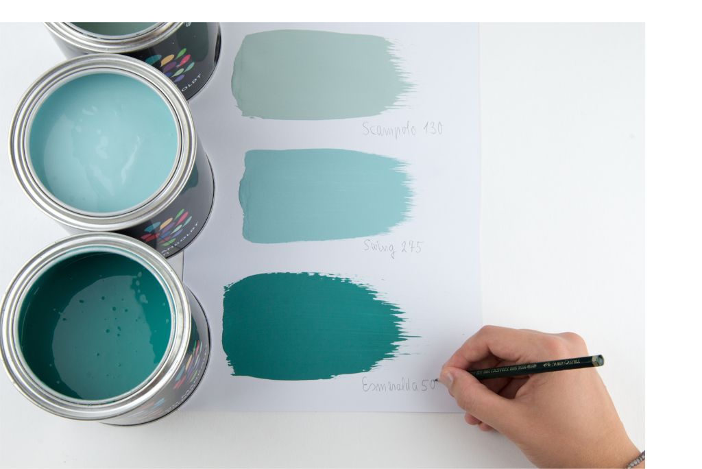 Wandfarbe Türkis unterschiedlich intensiv von Anna von Mangoldt Farben.